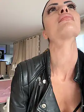 Helena Karel online show from January 2025 03:42:02 PM