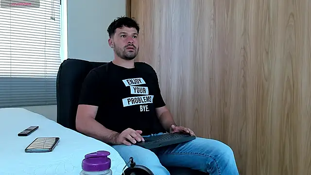 Snapshot of alexman_fuck chatting on April 2026 10:21:02 PM alexman fuck online show from April 2026 10:21:02 PM