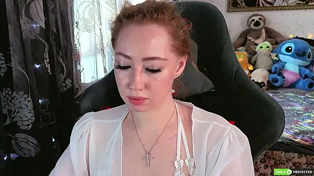 Snapshot of TinaBrook chatting on April 2026 05:10:02 AM TinaBrook online show from April 2026 05:10:02 AM