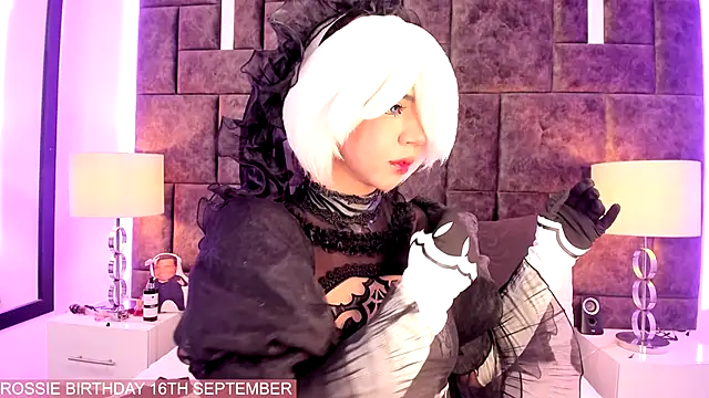 Snapshot of Petit-Rosse chatting on September 2025 03:00:02 PM Petit-Rosse online show from September 2025 03:00:02 PM