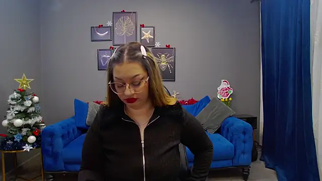 Snapshot of Katewalker_ chatting on December 2024 06:06:02 PM Katewalker online show from December 2024 06:06:02 PM