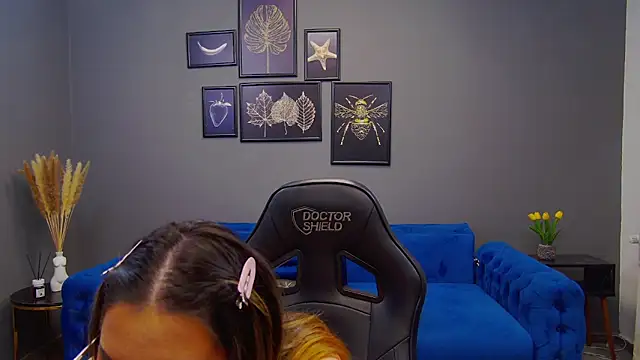 Snapshot of Katewalker_ chatting on January 2025 09:06:01 PM Katewalker online show from January 2025 09:06:01 PM