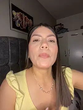 martina contreras online show from May 2026 04:07:02 AM