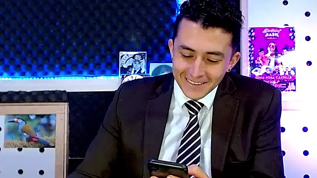 Snapshot of Darko0717 chatting on January 2025 01:51:02 PM Darko0717 online show from January 2025 01:51:02 PM