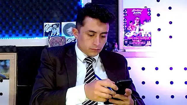 Snapshot of Darko0717 chatting on January 2025 04:53:01 PM Darko0717 online show from January 2025 04:53:01 PM