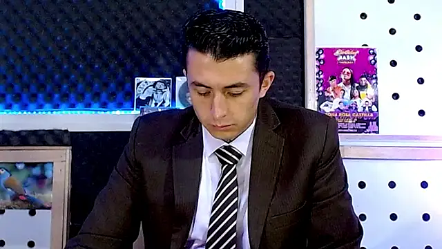 Snapshot of Darko0717 chatting on February 2025 02:32:02 PM Darko0717 online show from February 2025 02:32:02 PM