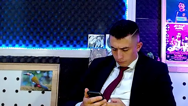 Snapshot of Darko0717 chatting on February 2025 03:45:02 PM Darko0717 online show from February 2025 03:45:02 PM