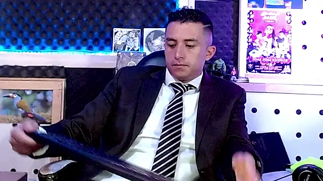 Snapshot of Darko0717 chatting on February 2025 06:35:01 PM Darko0717 online show from February 2025 06:35:01 PM
