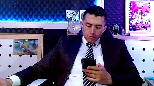 Snapshot of Darko0717 chatting on February 2025 12:10:02 PM Darko0717 online show from February 2025 12:10:02 PM