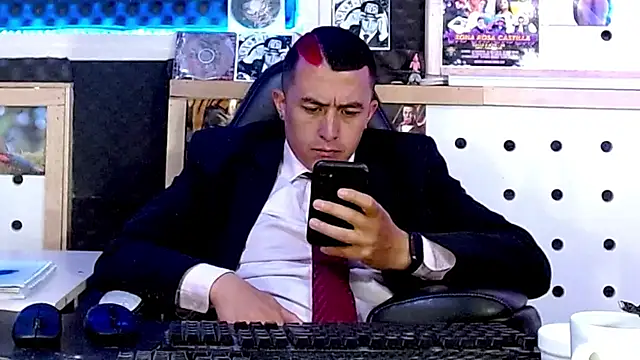 Snapshot of Darko0717 chatting on March 2025 06:23:01 PM Darko0717 online show from March 2025 06:23:01 PM