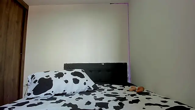 biiancaricoo01 online show from January 2025 09:30:02 PM