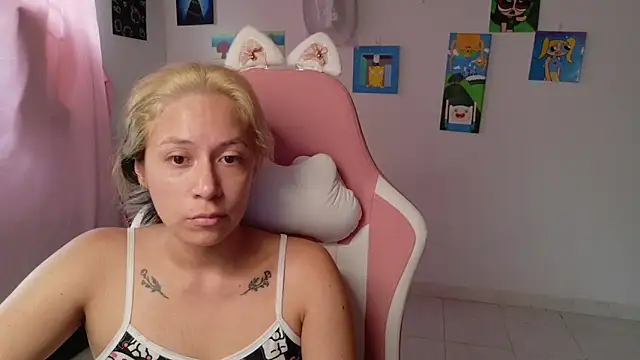 MommyMiaWs online show from February 2026 03:27:02 PM