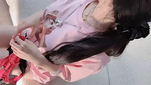 Snapshot of Serena-AU chatting on September 2025 04:11:01 PM Serena-AU online show from September 2025 04:11:01 PM