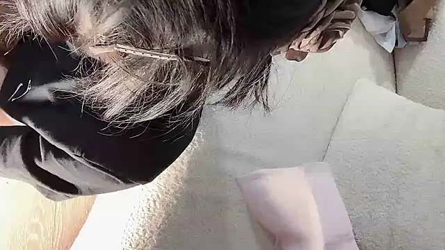 Snapshot of Serena-AU chatting on October 2025 02:38:01 PM Serena-AU online show from October 2025 02:38:01 PM