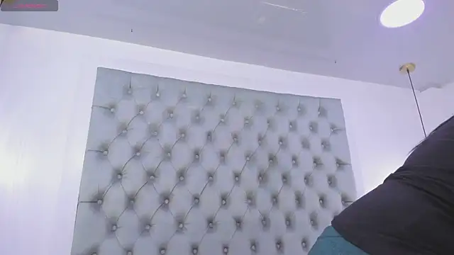 anette cooper online show from September 2025 04:03:01 AM