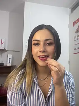 Snapshot of pamelao chatting on February 2025 07:31:02 PM pamelao online show from February 2025 07:31:02 PM