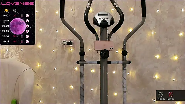 Snapshot of EvaSileZ chatting on March 2025 06:24:01 AM EvaSileZ online show from March 2025 06:24:01 AM