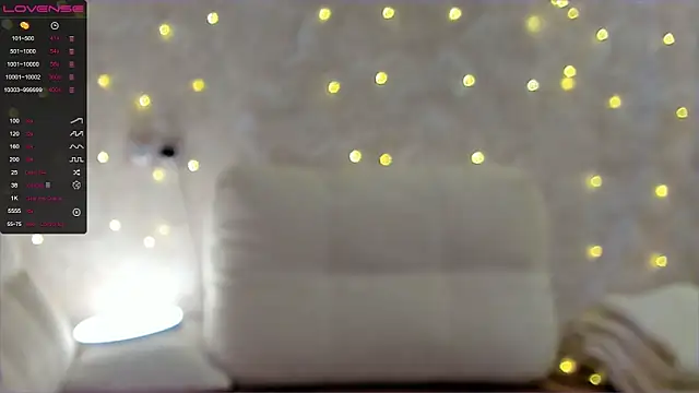 Snapshot of EvaSileZ chatting on September 2025 05:09:01 AM EvaSileZ online show from September 2025 05:09:01 AM