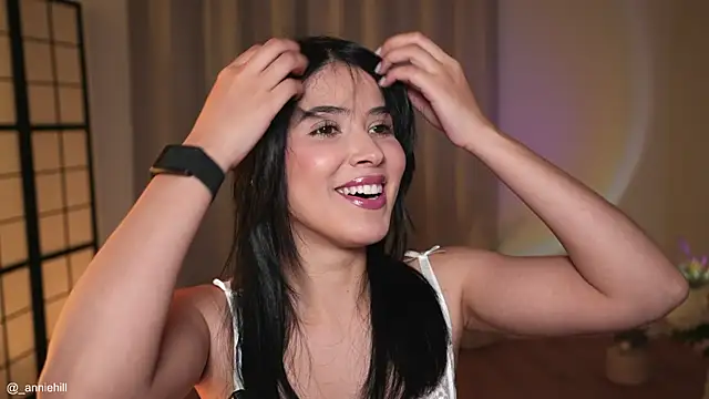 anniehillofficial online show from April 2026 07:27:01 PM