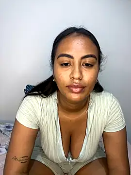 Snapshot of tracycum chatting on October 2025 06:25:02 PM tracycum online show from October 2025 06:25:02 PM