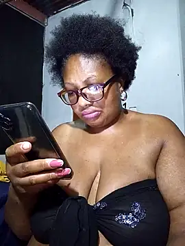 YELLOW BONE online show from February 2025 01:02:01 AM