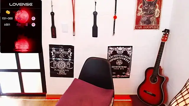 Snapshot of alicce_moon_ chatting on September 2025 08:42:01 PM alicce moon  online show from September 2025 08:42:01 PM