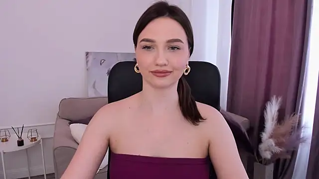 GracefulLook online show from March 2025 07:16:01 AM