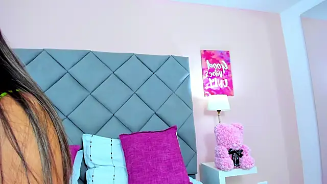 TaylorEvanss online show from November 2025 07:47:02 PM