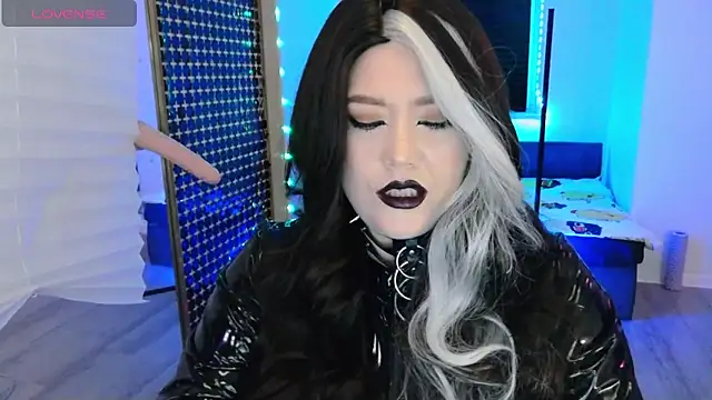 Snapshot of wickedxqueen chatting on March 2026 10:13:02 PM wickedxqueen online show from March 2026 10:13:02 PM