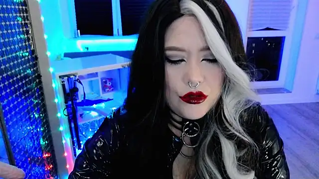 Snapshot of wickedxqueen chatting on March 2026 09:29:01 PM wickedxqueen online show from March 2026 09:29:01 PM