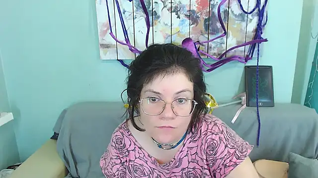 EverlyRays online show from December 2024 10:59:01 PM