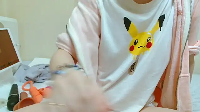 Snapshot of liliyRiSAcha-n chatting on September 2025 09:20:01 AM liliyRiSAcha-n online show from September 2025 09:20:01 AM