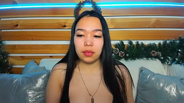 Snapshot of Kris_top_Lee chatting on December 2024 01:41:02 AM Kris top Lee online show from December 2024 01:41:02 AM