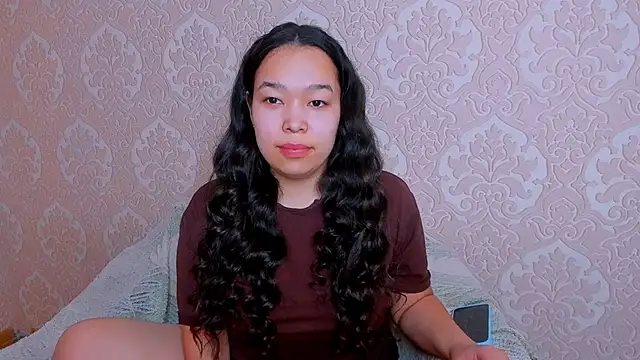 Snapshot of Kris_top_Lee chatting on April 2026 02:22:02 AM Kris top Lee online show from April 2026 02:22:02 AM