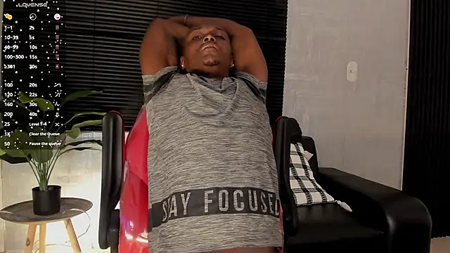 DannSmmith online show from February 2026 04:52:02 AM