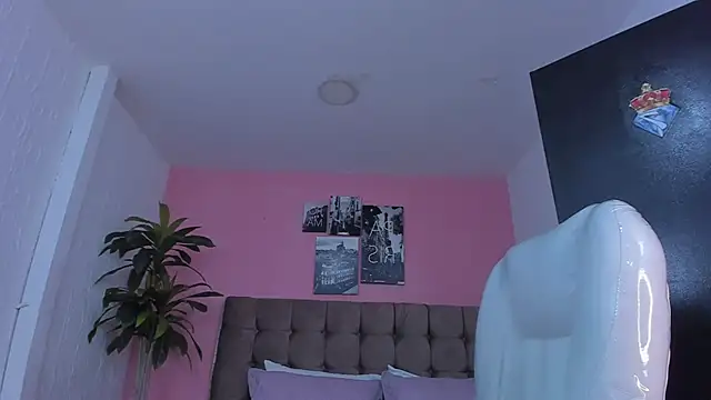 aleja cute  online show from January 2025 07:47:02 AM