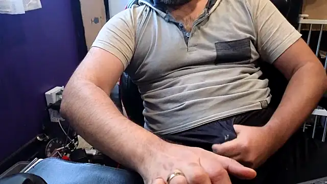 Sakhtlaundaz online show from February 2026 09:57:02 PM