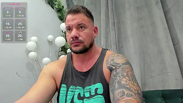 musclemonster31 online show from February 2025 06:06:02 AM