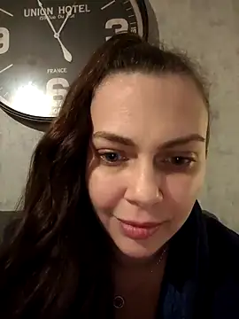 LEAsquirt91 online show from March 2025 12:00:01 AM