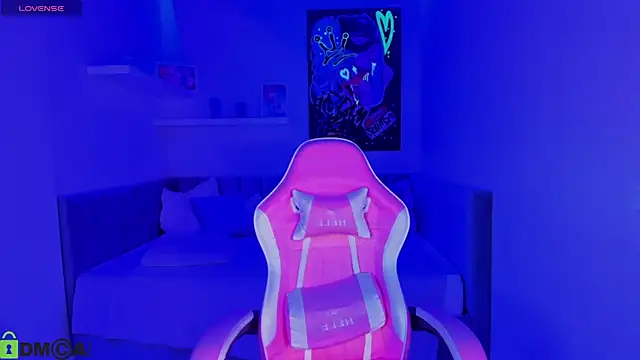 Snapshot of Lexi_Split chatting on November 2025 01:30:02 AM Lexi Split online show from November 2025 01:30:02 AM