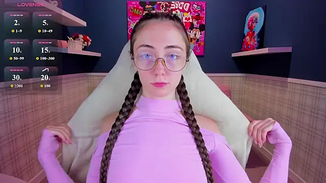 Lexi Split online show from July 2026 02:05:17 AM