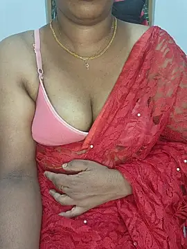 Snapshot of Malluivaniya chatting on November 2025 06:03:01 AM Malluivaniya online show from November 2025 06:03:01 AM