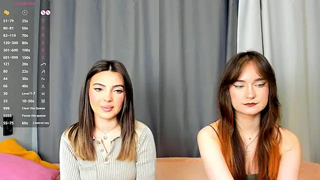 Snapshot of AnnaTeona chatting on December 2024 06:35:01 AM AnnaTeona online show from December 2024 06:35:01 AM