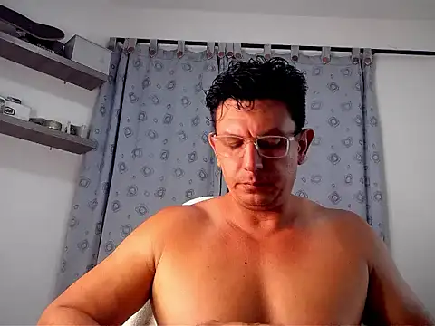 Snapshot of pedropicapi chatting on November 2025 12:45:02 AM pedropicapi online show from November 2025 12:45:02 AM