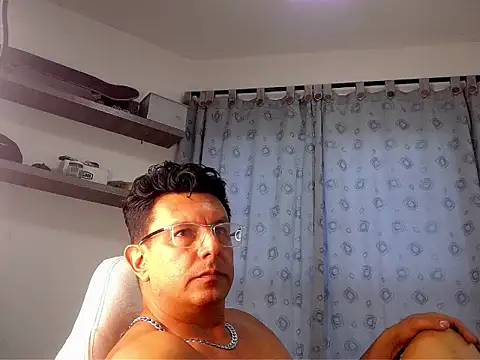 Snapshot of pedropicapi chatting on November 2025 07:48:02 PM pedropicapi online show from November 2025 07:48:02 PM