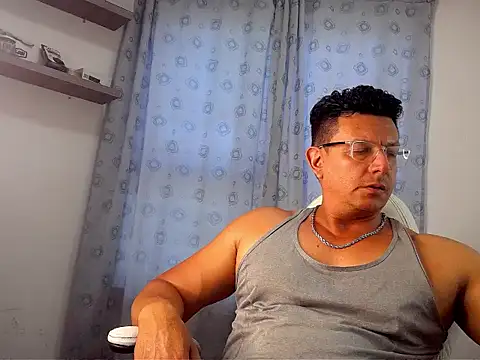 Snapshot of pedropicapi chatting on December 2025 04:36:01 PM pedropicapi online show from December 2025 04:36:01 PM