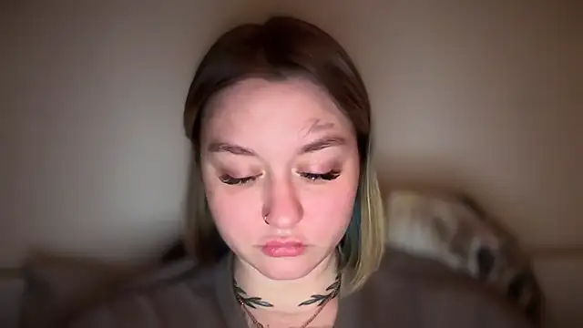 Isabel-Bailey online show from November 2025 10:10:02 PM