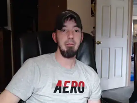 pensguy30 online show from December 2024 03:35:01 PM