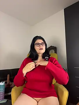 Snapshot of adriana71 chatting on June 2026 04:02:01 AM adriana71 online show from June 2026 04:02:01 AM