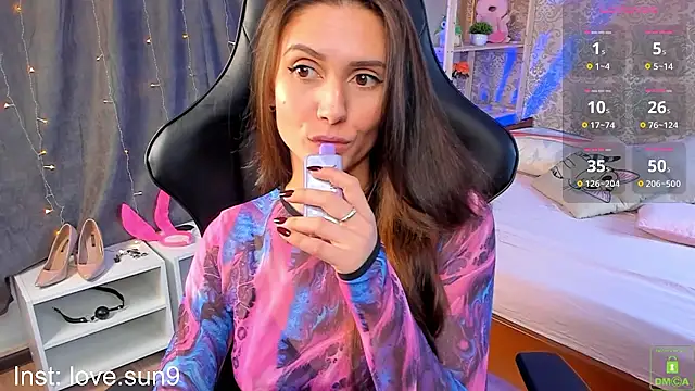 Michel Momsen online show from December 2024 12:16:02 PM